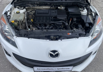 Подержанный автомобиль Mazda 3 Sedan 2012 года (13 фото)