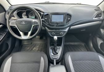 Подержанный автомобиль LADA (ВАЗ) Vesta Sedan 2019 года (10 фото)