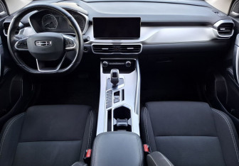 Подержанный автомобиль Geely Coolray 2021 года (10 фото)