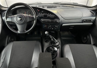 Подержанный автомобиль Chevrolet Niva 2012 года (10 фото)