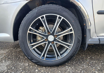 Подержанный автомобиль Geely MK Cross 2014 года (14 фото)