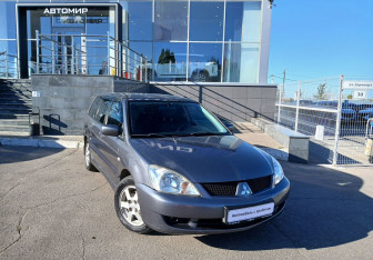 Подержанный автомобиль Mitsubishi Lancer Wagon 2008 года (3 фото)