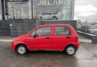 Подержанный автомобиль Daewoo Matiz 2012 года (8 фото)