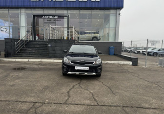 Подержанный автомобиль Kia Rio Hatchback 2019 года (2 фото)