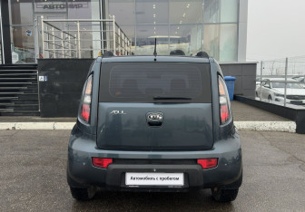 Подержанный автомобиль Kia Soul 2011 года (6 фото)