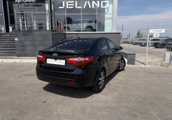 Подержанный автомобиль Kia Rio Sedan 2014 года (5 фото)