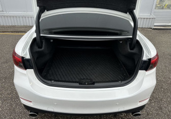 Подержанный автомобиль Mazda 6 Sedan 2017 года (13 фото)