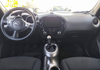 Подержанный автомобиль Nissan Juke 2011 года (10 фото)