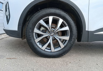 Подержанный автомобиль Chery Tiggo 7 Pro Max 2023 года (14 фото)