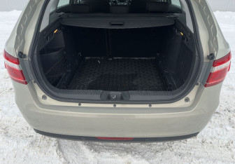 Подержанный автомобиль LADA (ВАЗ) Vesta Wagon 2019 года (15 фото)