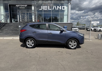 Подержанный автомобиль Hyundai ix35 2013 года (4 фото)