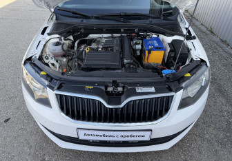 Подержанный автомобиль Skoda Octavia Liftback 2014 года (13 фото)