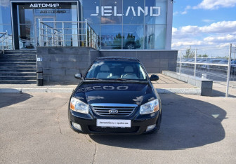 Подержанный автомобиль Kia Cerato Sedan 2006 года (2 фото)