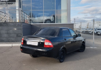 Подержанный автомобиль LADA (ВАЗ) Priora Sedan 2007 года (5 фото)