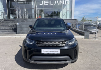 Подержанный автомобиль Land Rover Discovery 2019 года (2 фото)