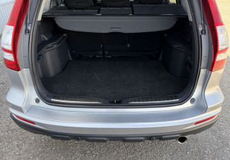 Подержанный автомобиль Honda CR-V 2011 года (15 фото)