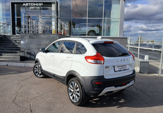 Подержанный автомобиль LADA (ВАЗ) XRAY 2019 года (7 фото)