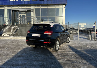 Подержанный автомобиль Haval H2 2016 года (5 фото)