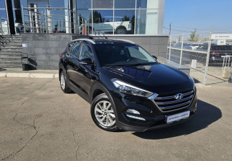 Подержанный автомобиль Hyundai Tucson 2017 года (3 фото)