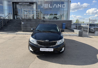 Подержанный автомобиль Kia Rio Sedan 2012 года (2 фото)