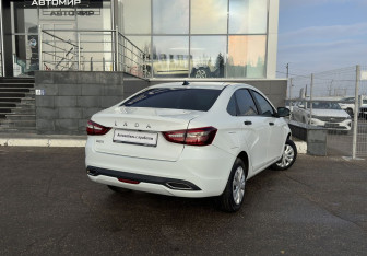 Подержанный автомобиль LADA (ВАЗ) Vesta Sedan 2023 года (5 фото)