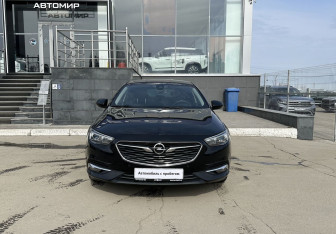 Подержанный автомобиль Opel Insignia Liftback 2018 года (2 фото)
