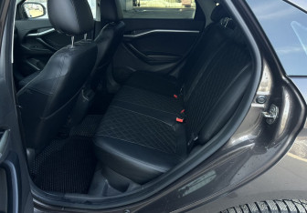 Подержанный автомобиль LADA (ВАЗ) Vesta Sedan 2019 года (12 фото)