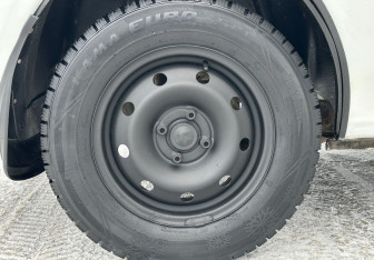 Подержанный автомобиль Renault Logan Sedan 2011 года (14 фото)