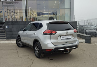 Подержанный автомобиль Nissan X-Trail 2020 года (7 фото)