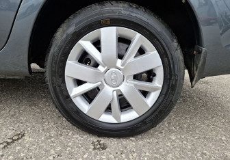 Подержанный автомобиль LADA (ВАЗ) Granta Sedan 2025 года (14 фото)
