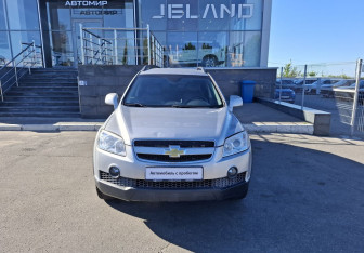 Подержанный автомобиль Chevrolet Captiva 2008 года (2 фото)