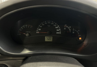 Подержанный автомобиль LADA (ВАЗ) Kalina Sedan 2006 года (9 фото)