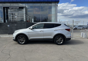 Подержанный автомобиль Hyundai Santa Fe 2015 года (8 фото)