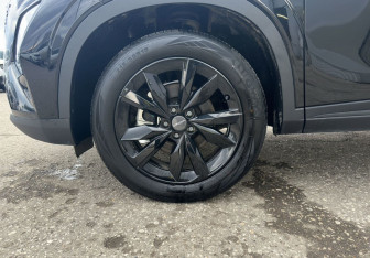 Подержанный автомобиль Omoda C5 2024 года (14 фото)