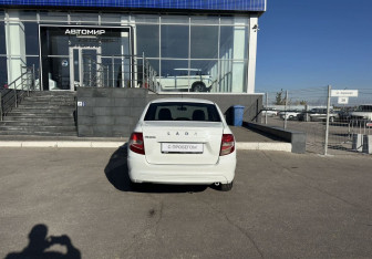 Подержанный автомобиль LADA (ВАЗ) Granta Sedan 2019 года (6 фото)