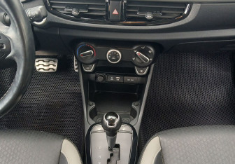 Подержанный автомобиль Kia Morning 2019 года (11 фото)