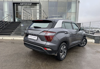 Подержанный автомобиль Hyundai Creta 2021 года (5 фото)