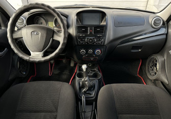 Подержанный автомобиль LADA (ВАЗ) Kalina Hatchback 2013 года (10 фото)