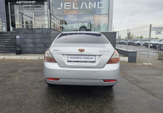 Подержанный автомобиль Geely Emgrand EC7 Sedan 2014 года (6 фото)