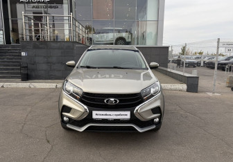Подержанный автомобиль LADA (ВАЗ) XRAY 2020 года (2 фото)