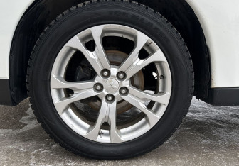 Подержанный автомобиль Mitsubishi Outlander 2012 года (15 фото)
