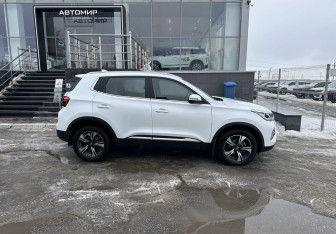 Подержанный автомобиль Chery Tiggo 4 Pro 2024 года (4 фото)