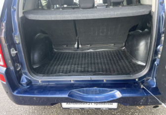 Подержанный автомобиль Suzuki Grand Vitara 2008 года (15 фото)