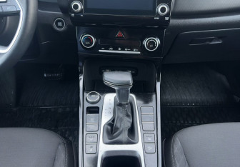 Подержанный автомобиль Hyundai Creta 2021 года (11 фото)