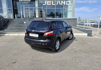 Подержанный автомобиль Nissan Qashqai 2011 года (5 фото)