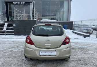 Подержанный автомобиль Opel Corsa 2008 года (6 фото)