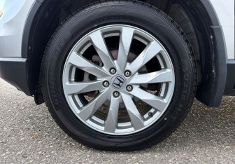 Подержанный автомобиль Honda CR-V 2011 года (14 фото)