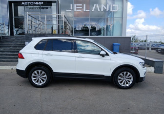Подержанный автомобиль Volkswagen Tiguan 2019 года (4 фото)