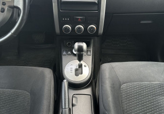 Подержанный автомобиль Nissan X-Trail 2014 года (11 фото)