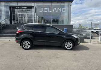 Подержанный автомобиль Ford Kuga 2013 года (4 фото)